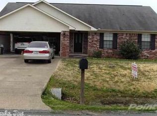 903 W Palm St, Lonoke, AR 72086