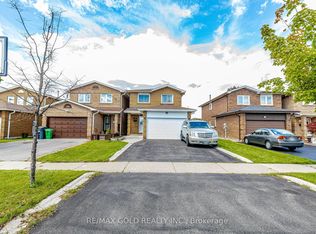 240 Simmons Blvd, Brampton, ON L6V 3Y1