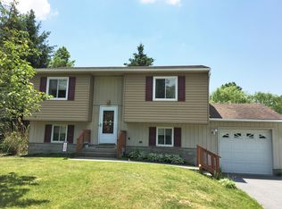 23 Dara Ln, Wappingers Falls, NY 12590