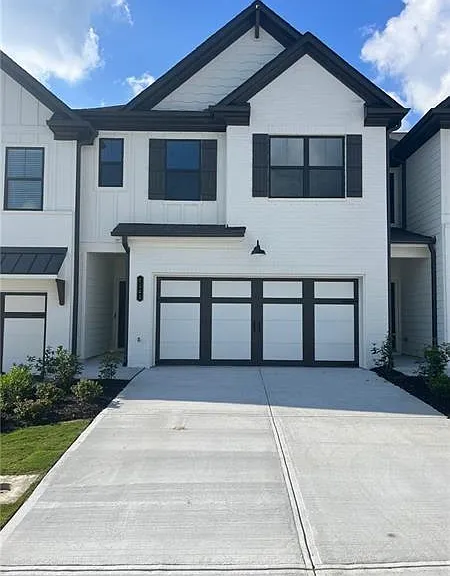 4654 Cypress Landing Way — Photo 1