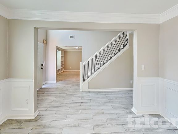 5th image of 1806 Dalton Way