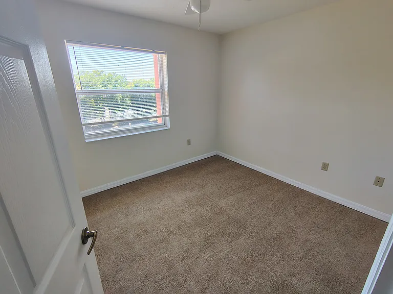 7032 Congress St #404 — Photo 4