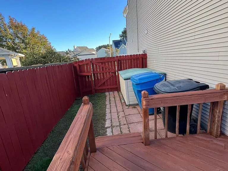 3701 Castlewood Dr — Photo 33
