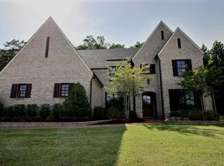 100 Russell Creek Cir, Piperton, TN 38017