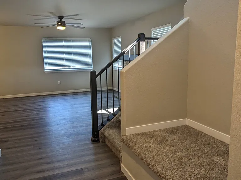 4948 Wolf Moon Dr — Photo 4