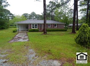 114 Mark Ln, Moultrie, GA 31788