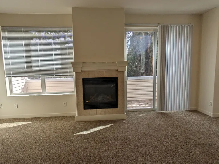 Halsey East Townhomes — Photo 265