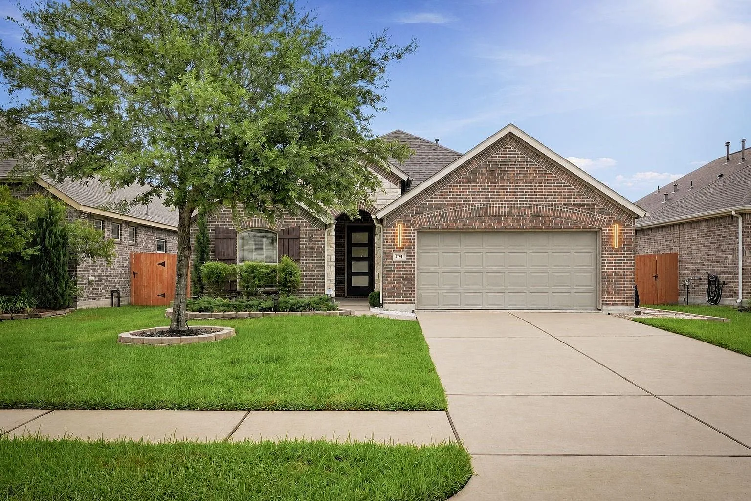 4 bed, 3.0 bath, 2132 sqft, $2,750 — Photo 3