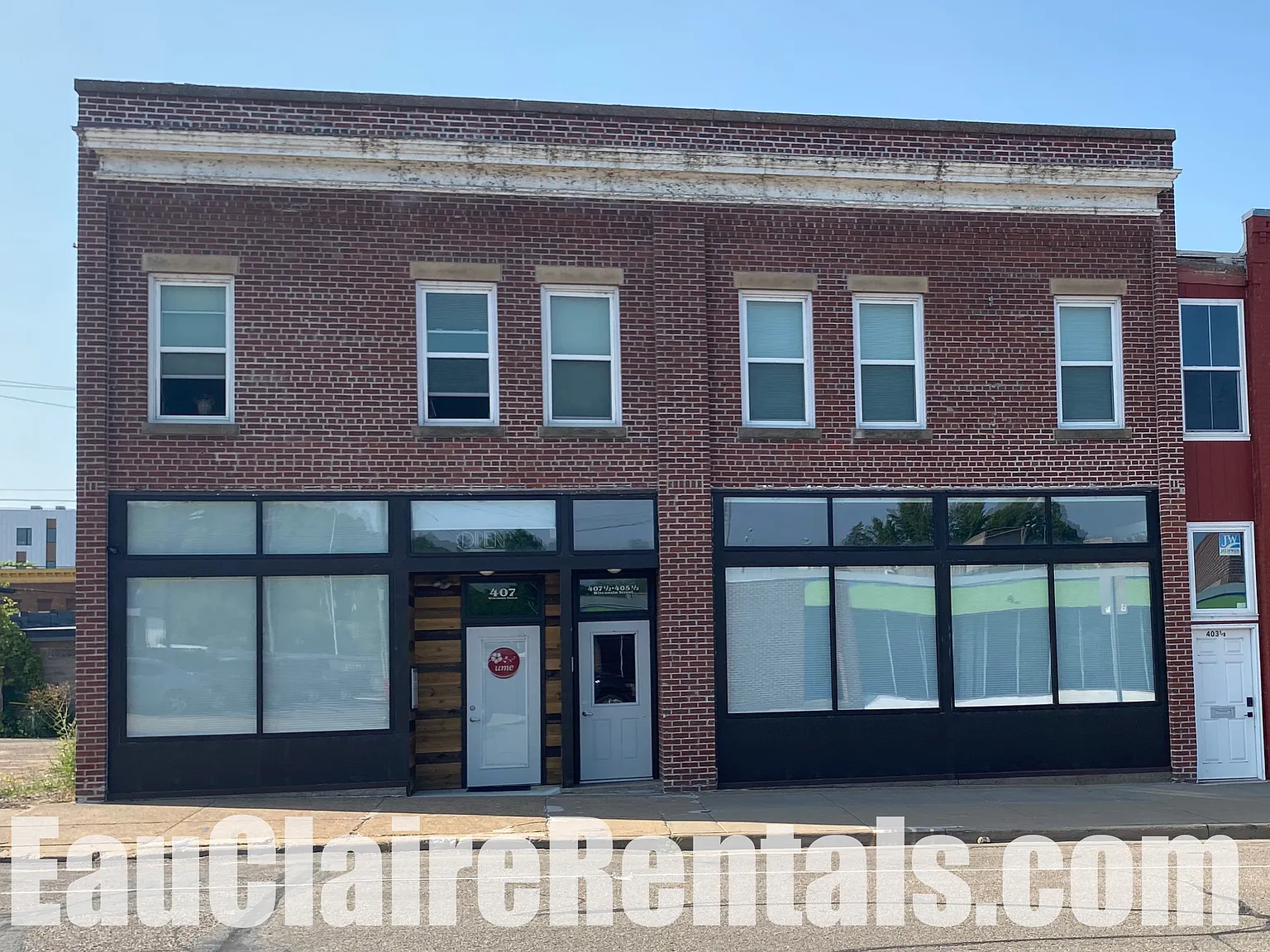 2 bed, 1100 sqft, $1,350 — Photo 2