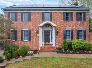 2779 Clearview Rd, Allison Park, PA 15101
