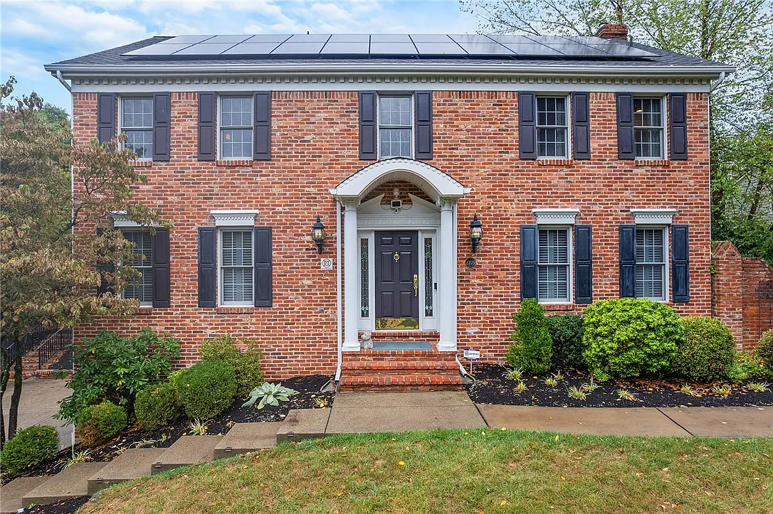 2779 Clearview Rd photo 1