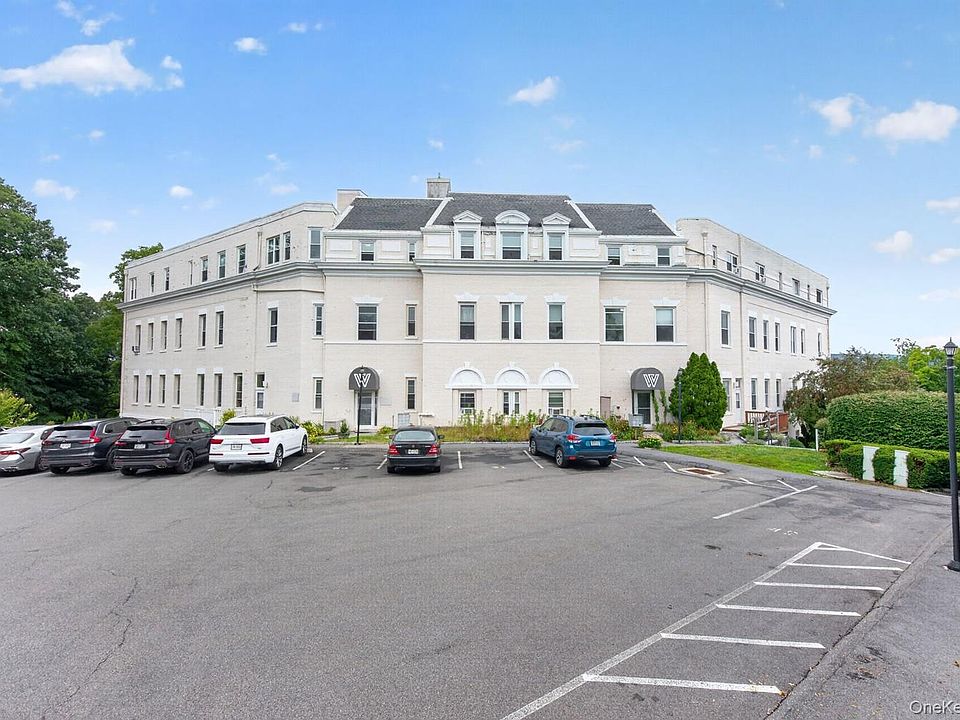 1st image of 3 Waterview Estate