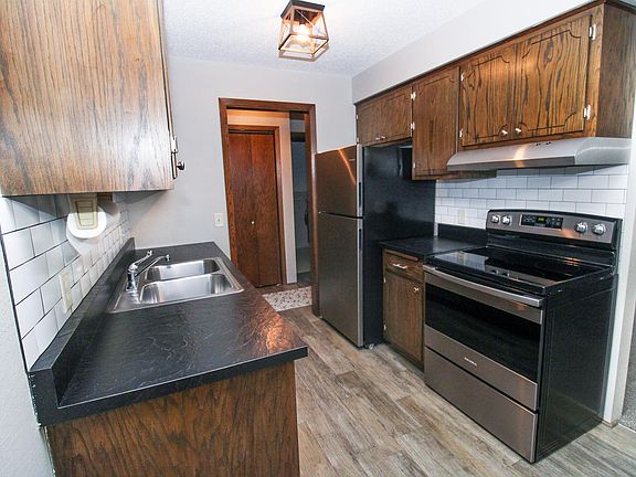 3rd image of 1340 9th Ave S APT 303