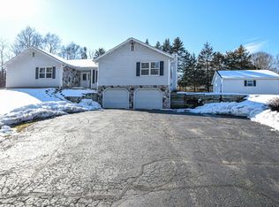 N1995 Sunnyside Ave, Lake Geneva, WI 53147