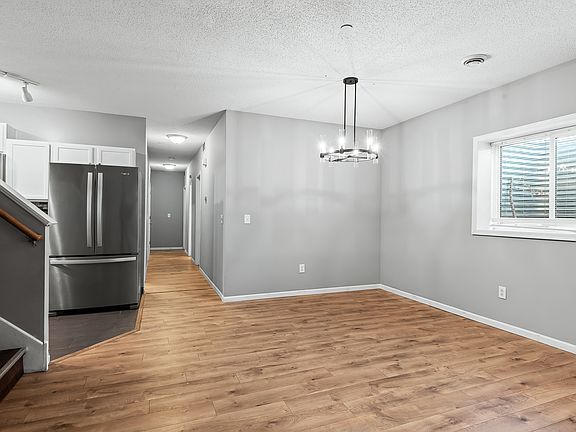5th image of 59 Lowry Ave NE APT 100