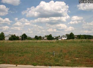Stevie Ave SW, Massillon, OH 44646