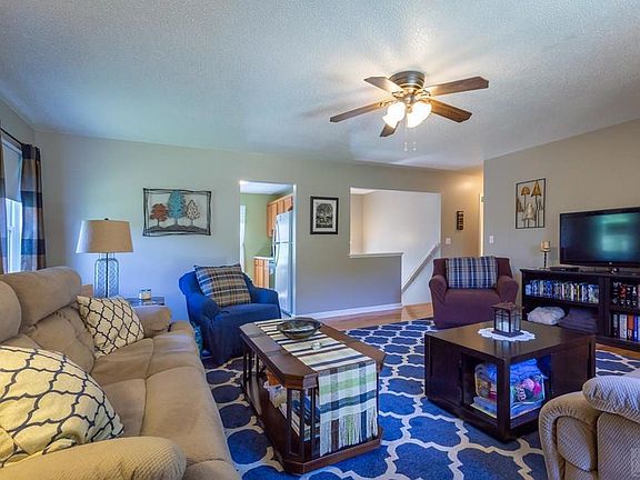 3rd image of 1845 Eastbrook Cir