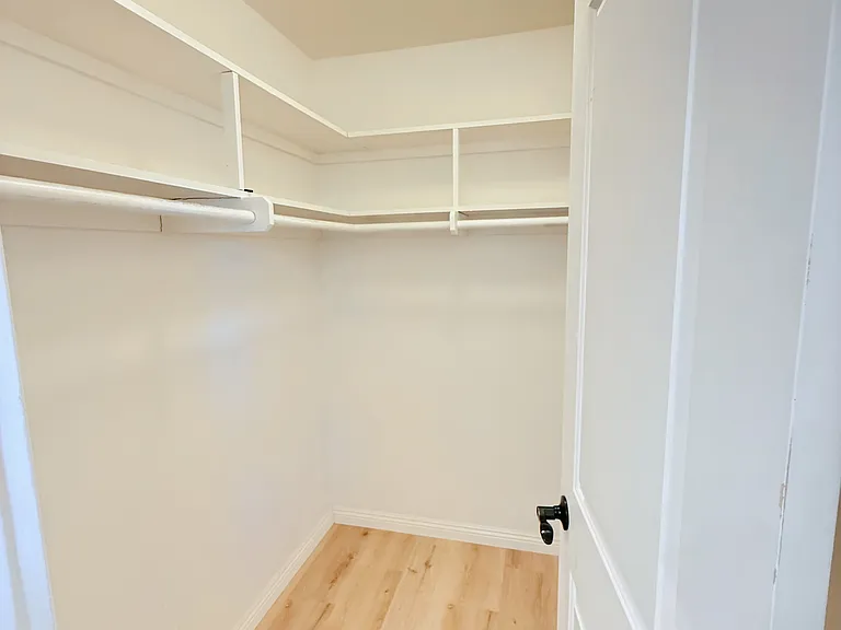 11244 Lucas St — Photo 18