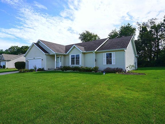 2nd image of 57150 White Pine Trl