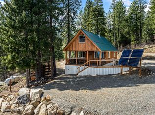 595 Snowcat Ln, Bonners Ferry, ID 83805