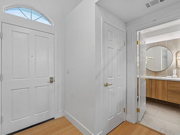 5th image of 2145 Calle Vista Verde