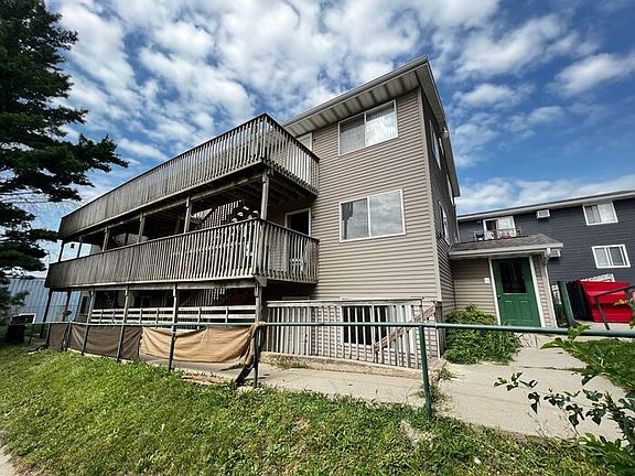 2nd image of 1632 5th St APT 5