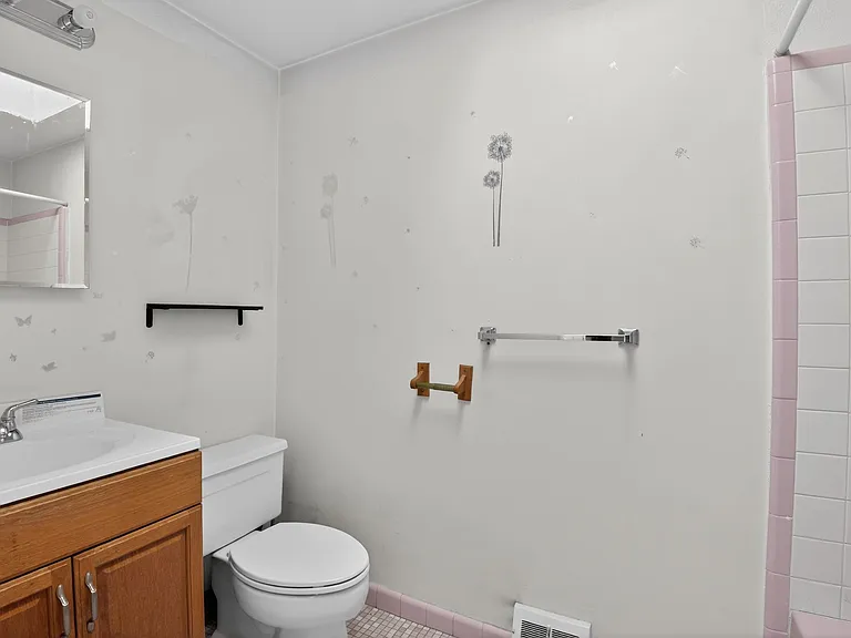 4026 Gideon Rd — Photo 1