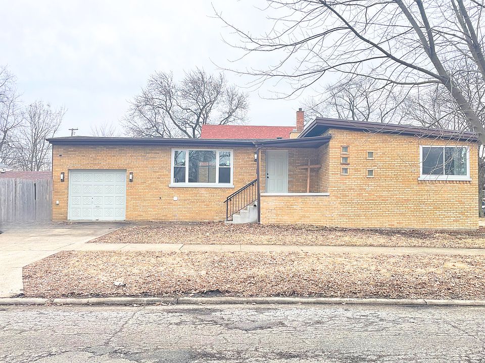 1st image of 2521 120th St