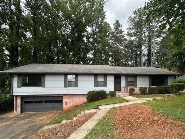 487 Embry Ln