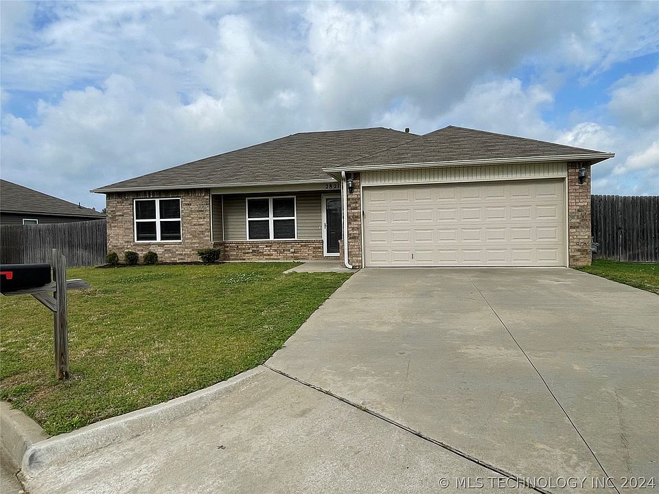 1st image of 2821 Lariat Ln