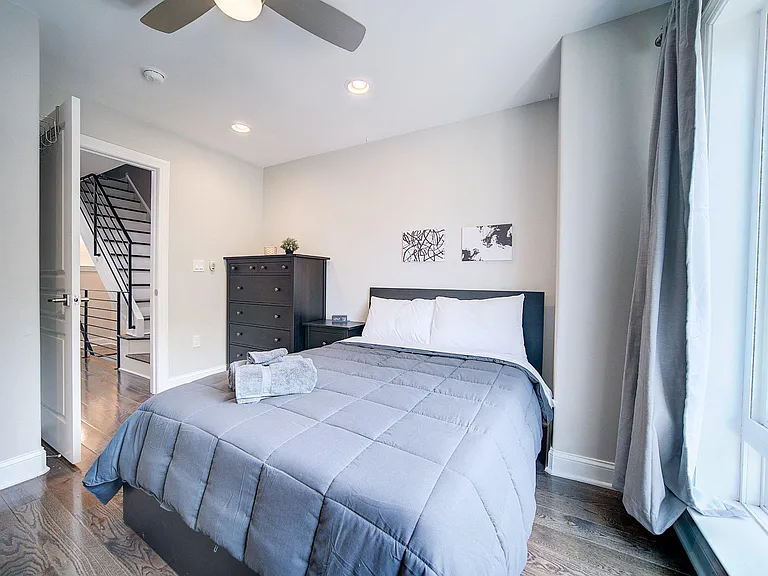 1513 S Lambert St — Photo 9