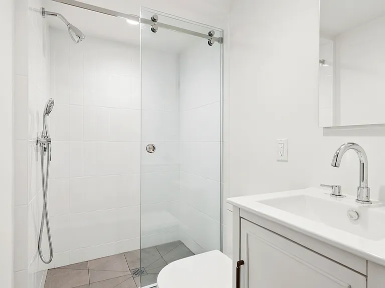 765 Greenwich St #1 — Photo 13