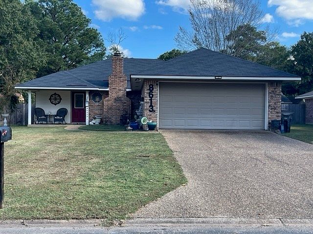 1st image of 8613 Woodlake Dr