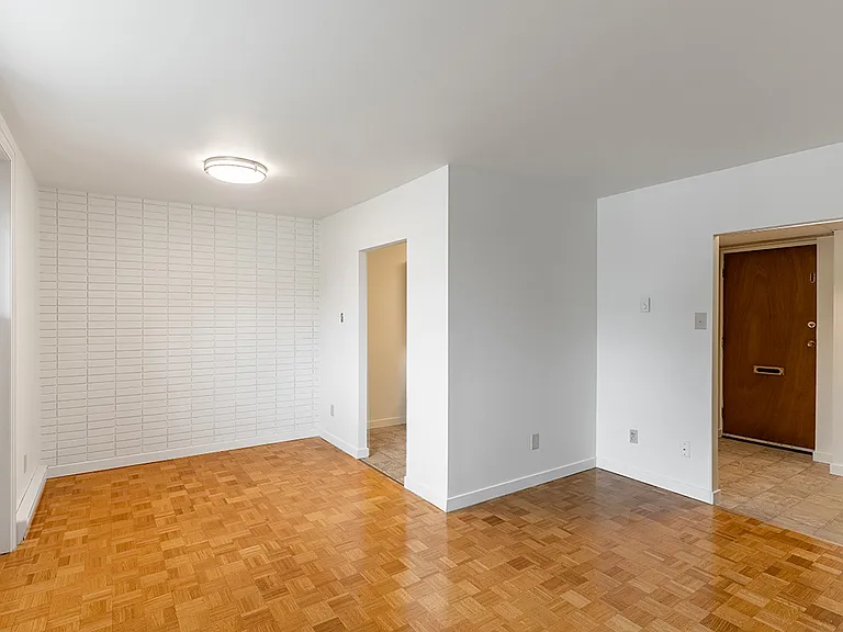 1301 Rothesay St #406 — Photo 11