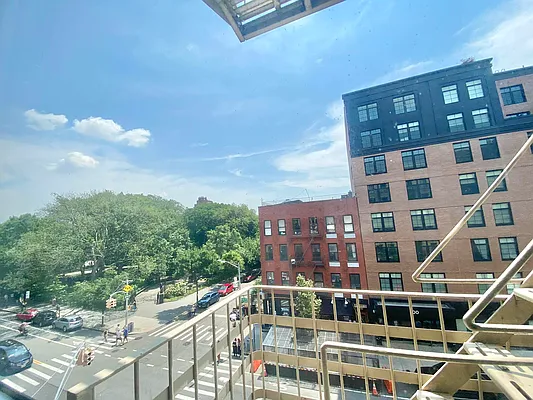 Rented by Oxford Property Group | media 30