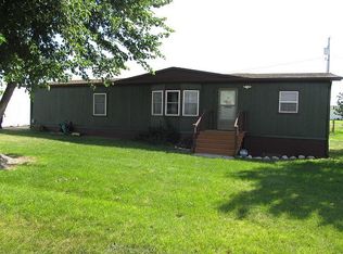 33 Inland Seas Ct, Lemoyne, NE 69146