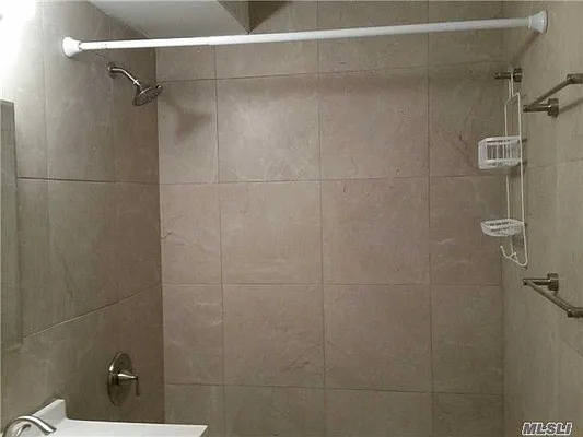 Rented by Voro, LLC | media 29