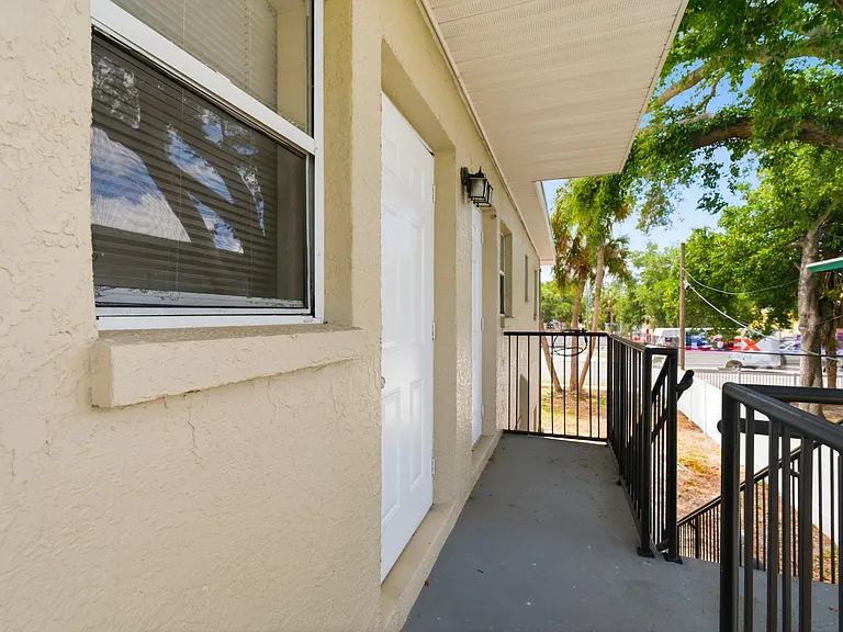 1799 Russell St S #3 — Photo 25