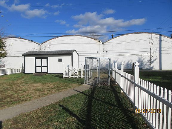 5th image of 706 Goodwin Ave