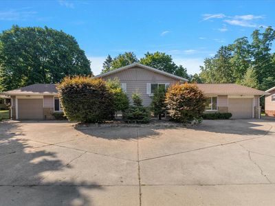 1332 W Glenlord Rd, Saint Joseph, MI, 49085