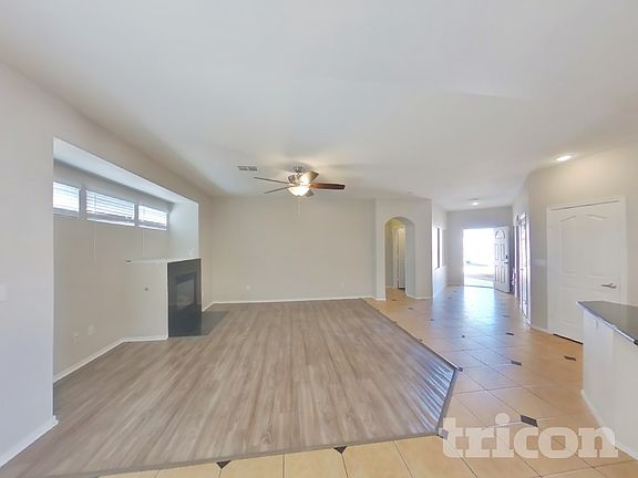 3rd image of 4123 Farmdale Ave