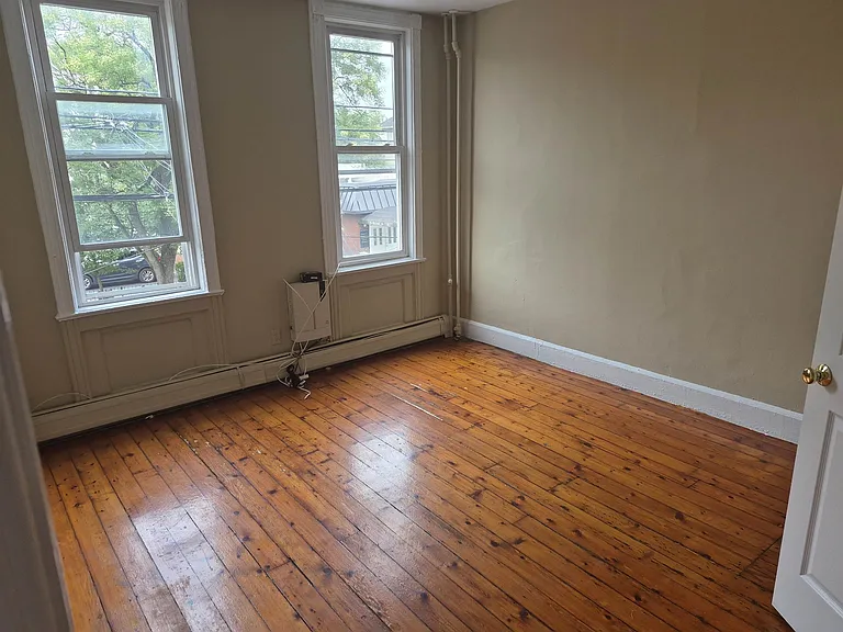 123 Franklin St #2 — Photo 4