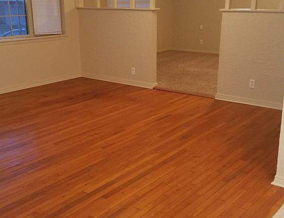 4th image of 4319 NW Lincoln Ave