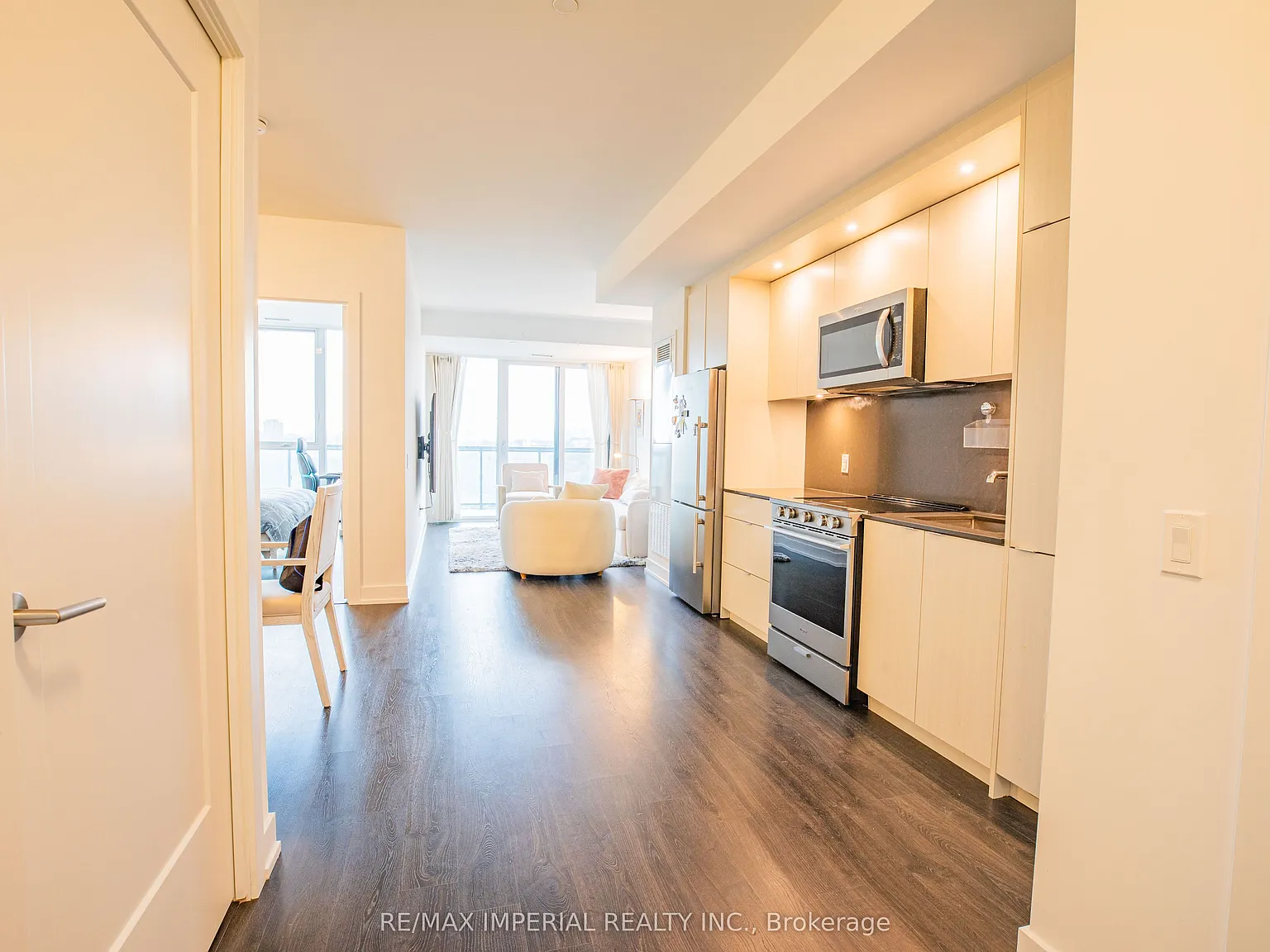 2 bed, $3,800 — Photo 4