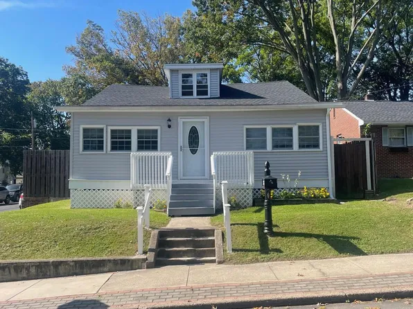 101 Legion Ave, Morrisville, PA 19067