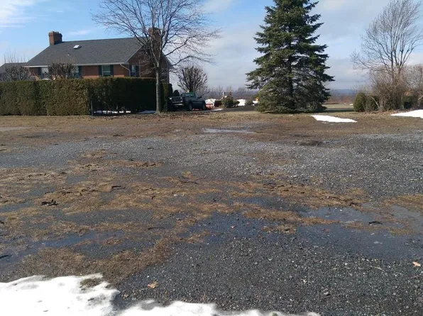 810 E 11th St, Hazleton, PA 18201