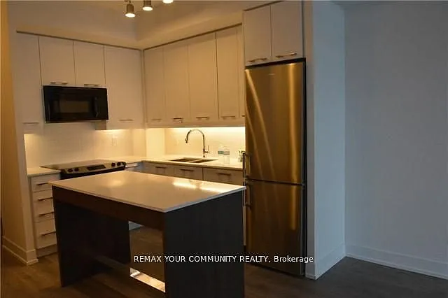 9471 Yonge St #629 — Photo 5
