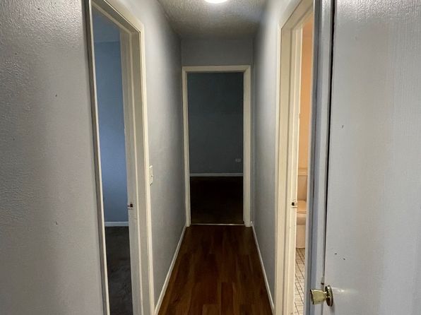 2200 Lewis Ave APT 104