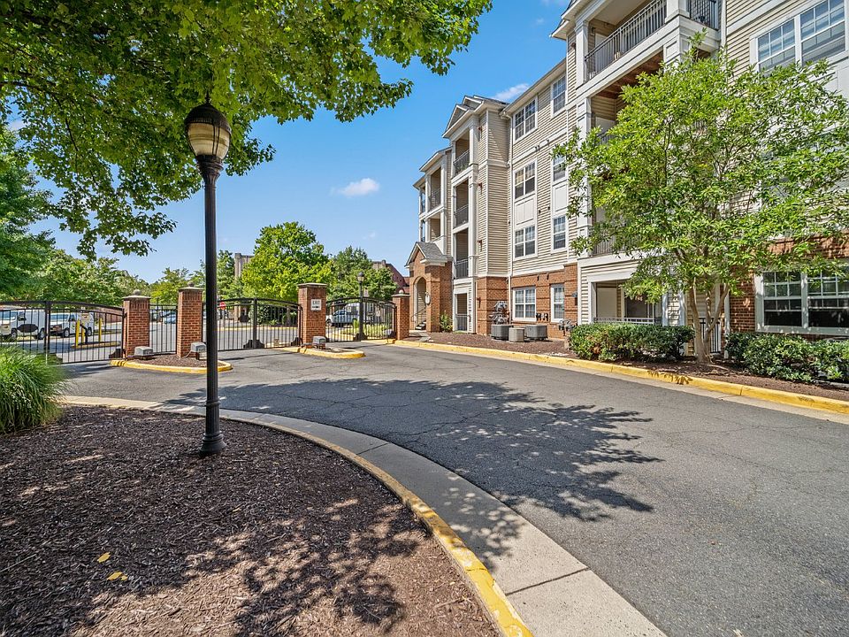 1st image of 12905 Centre Park Cir APT 208