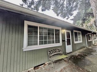1808 SE Sherrett St, Portland, OR 97202